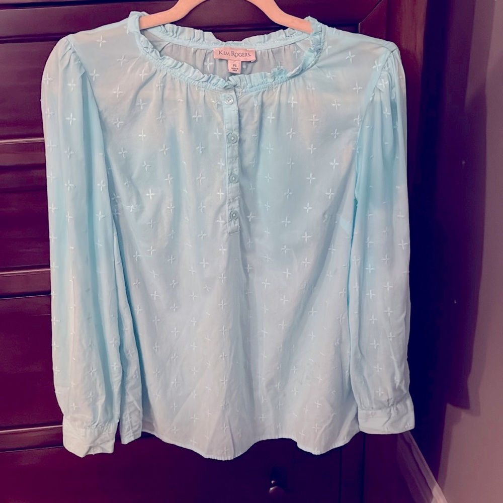 Beautiful Kim Roger’s blouse beautiful blue petite small